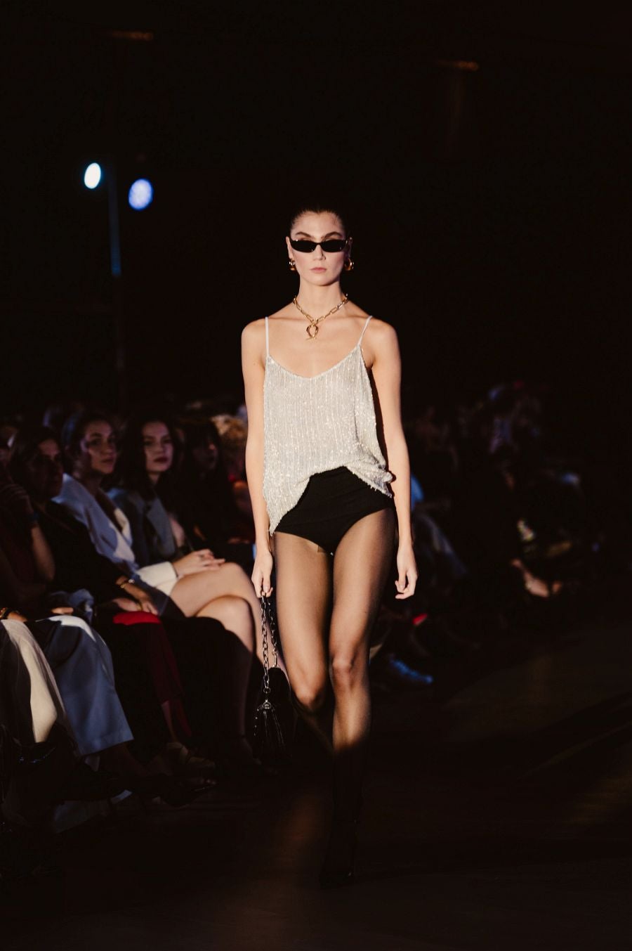 Desfile de Nicolás Montenegro en el Museo Balenciaga