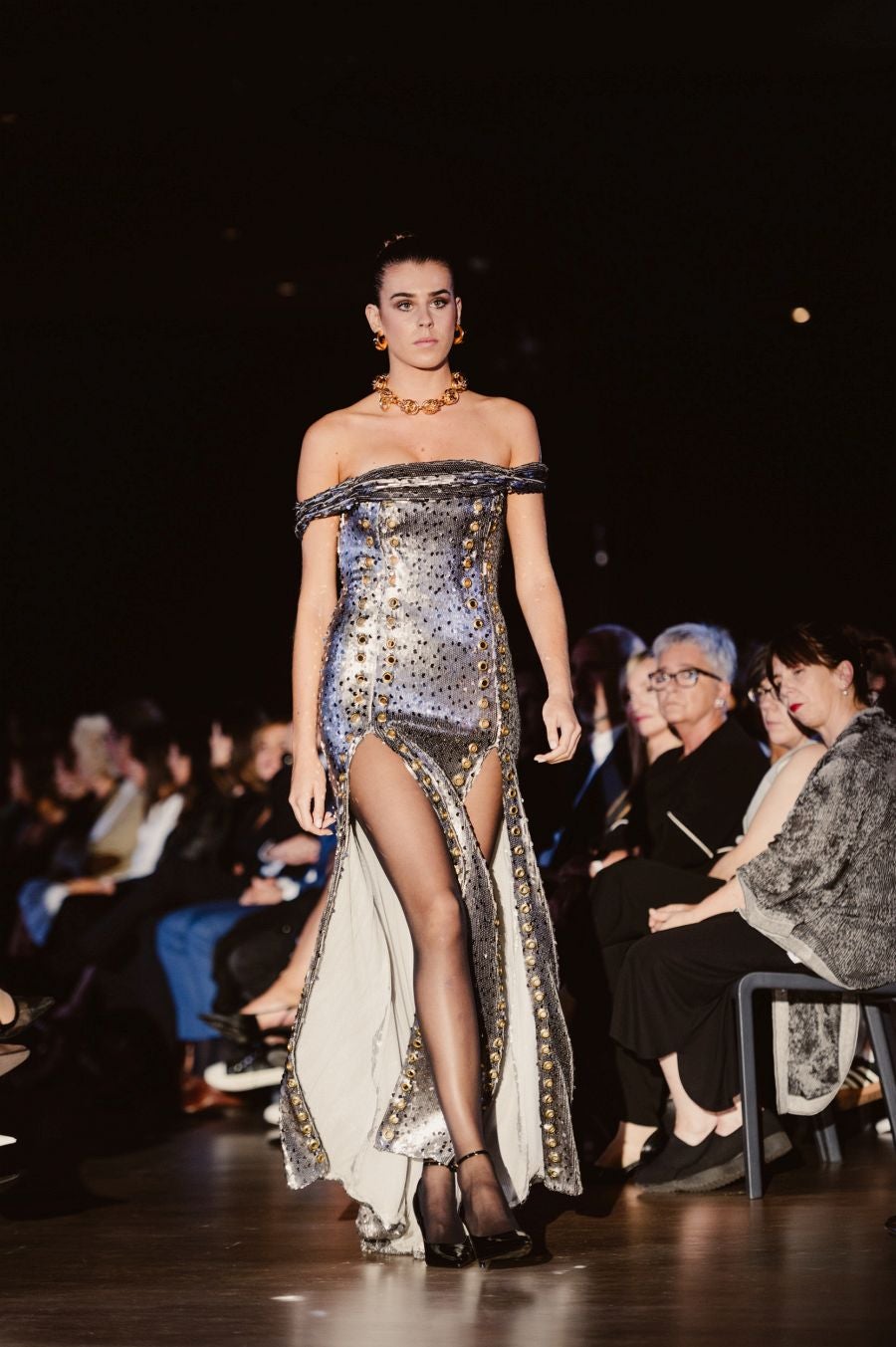 Desfile de Nicolás Montenegro en el Museo Balenciaga