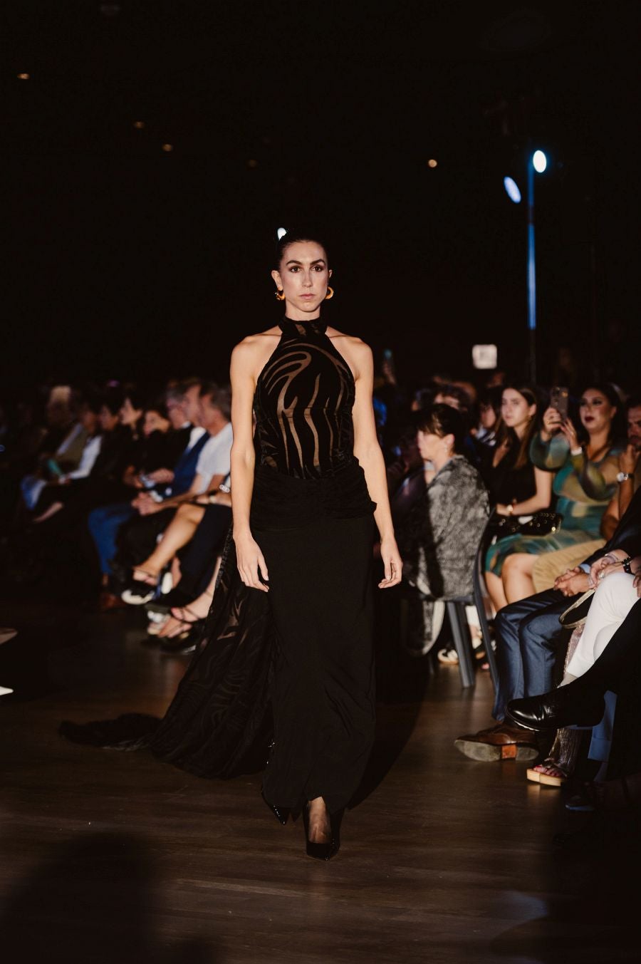 Desfile de Nicolás Montenegro en el Museo Balenciaga