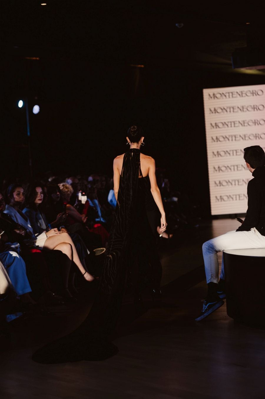 Desfile de Nicolás Montenegro en el Museo Balenciaga