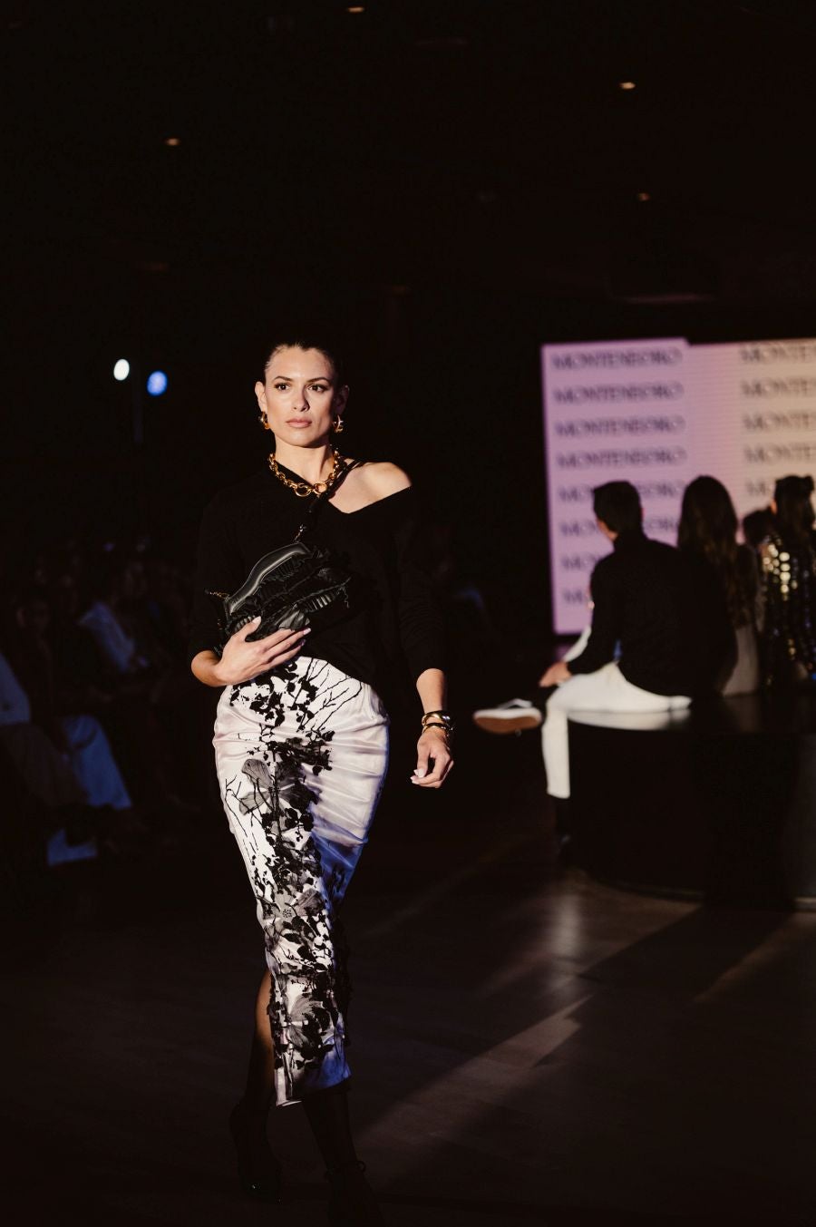 Desfile de Nicolás Montenegro en el Museo Balenciaga