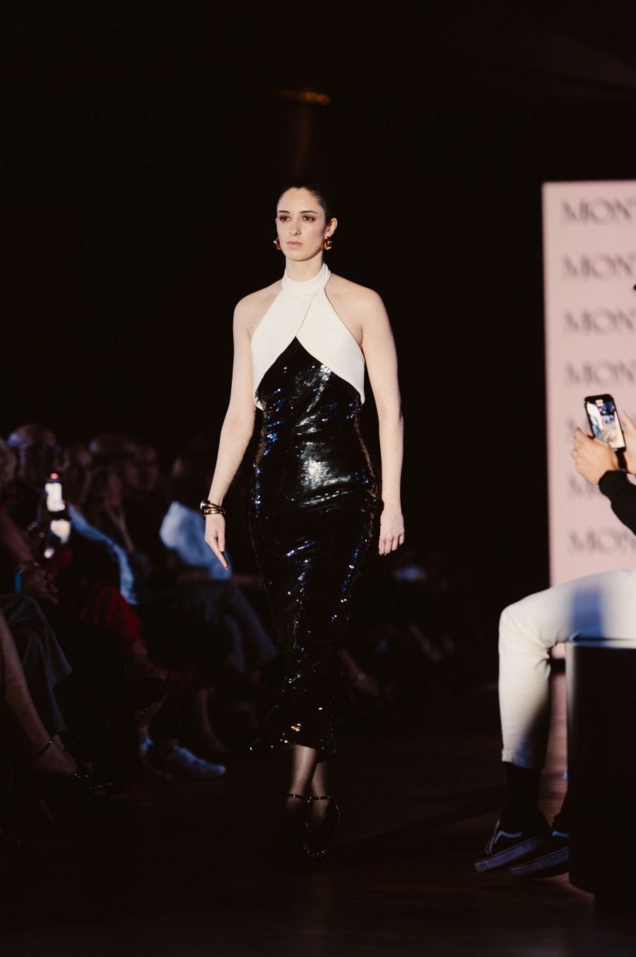 Desfile de Nicolás Montenegro en el Museo Balenciaga