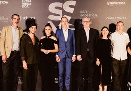 Nuria Vegas, Maite Peña, Eneko Goia, Nicolás Montenegro, Laura Chamorro, Ander Aizpurua, Iñigo Barrenechea, Bakartxo Tejeria, Haritz Alberdi e Izaskun Gómez.