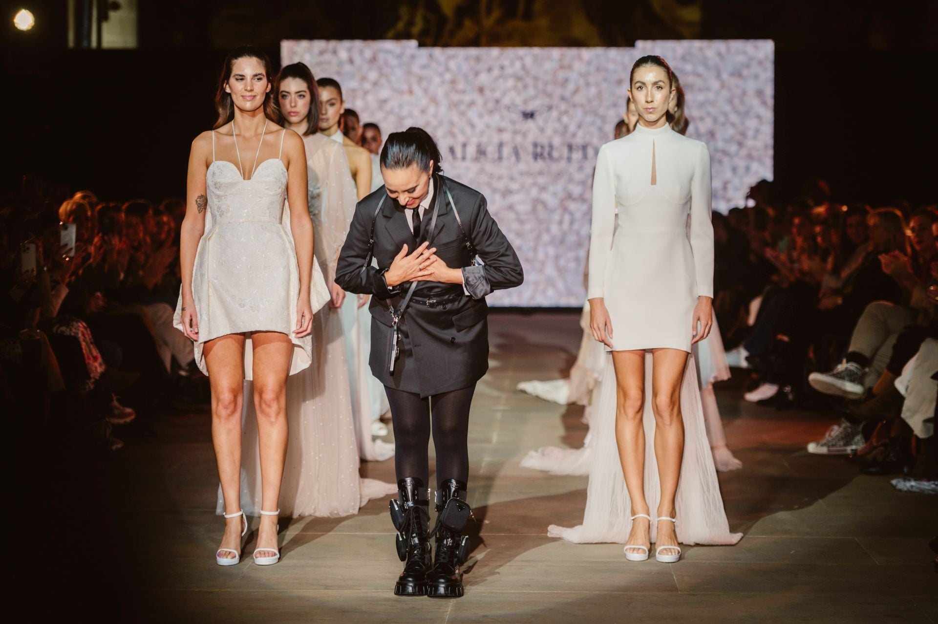 El desfile de Alicia Rueda, en imágenes