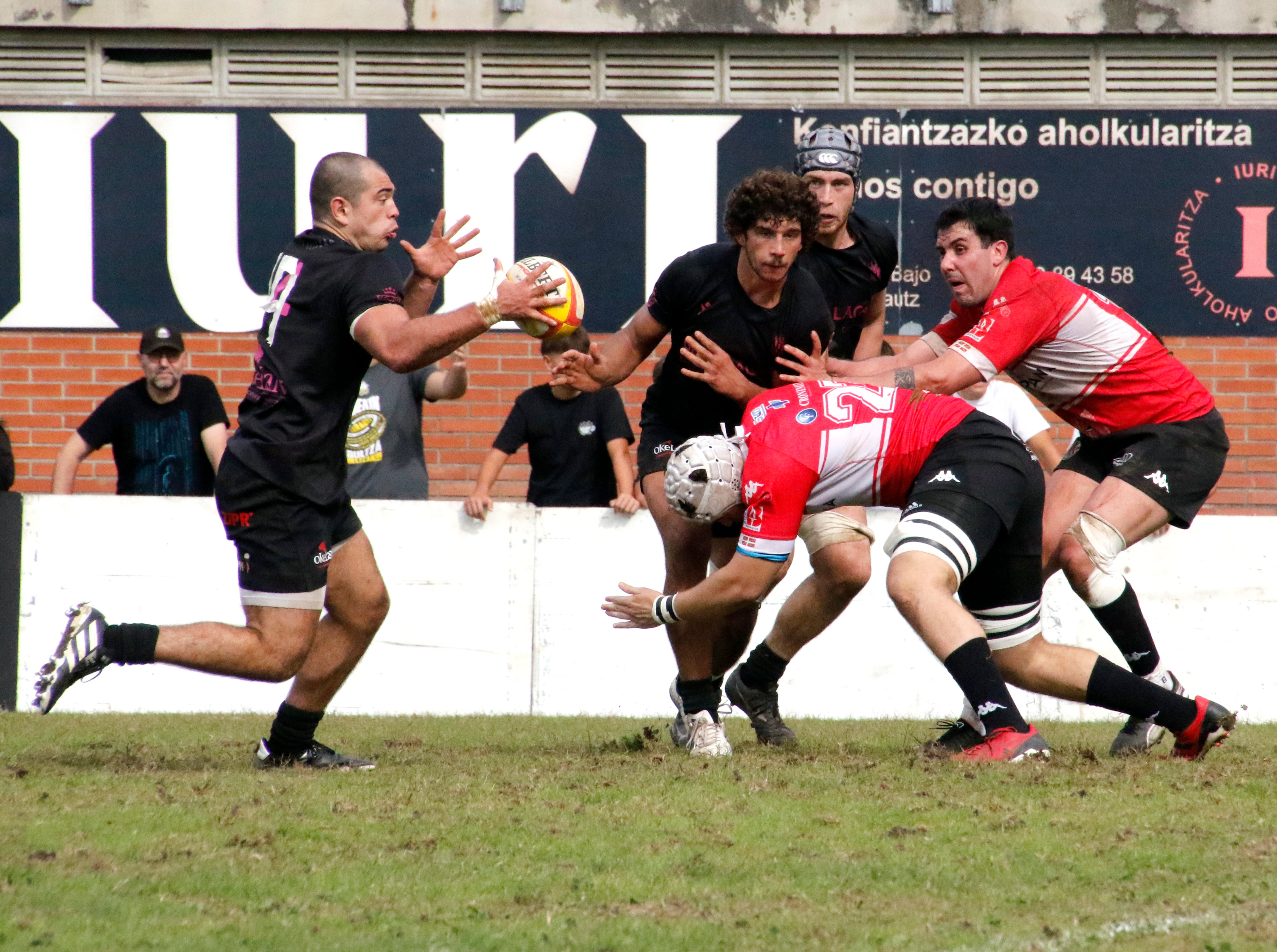 Los golpes de castigo del Hernani derrotan al Gesalaga Okelan Gipuzkoa Sortzen