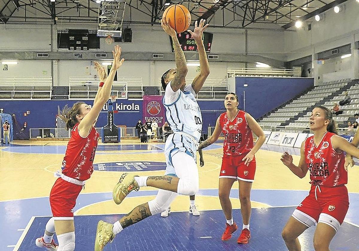 El IDK Euskotren está dando más vueltas que los baúles de la Piquer