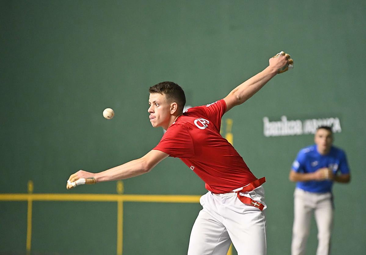 Joanes Cestau hizo daño con el saque en primera ronda.