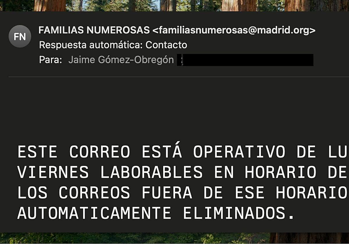 Mensaje automático que se recibe al contactar con el servicio de Familias Numerosas de la Comunidad de Madrid fue del horario laboral.
