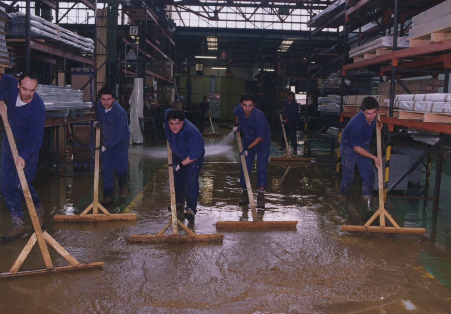 Las imágenes de la histórica tromba de agua que anegó Gipuzkoa en junio de 1997