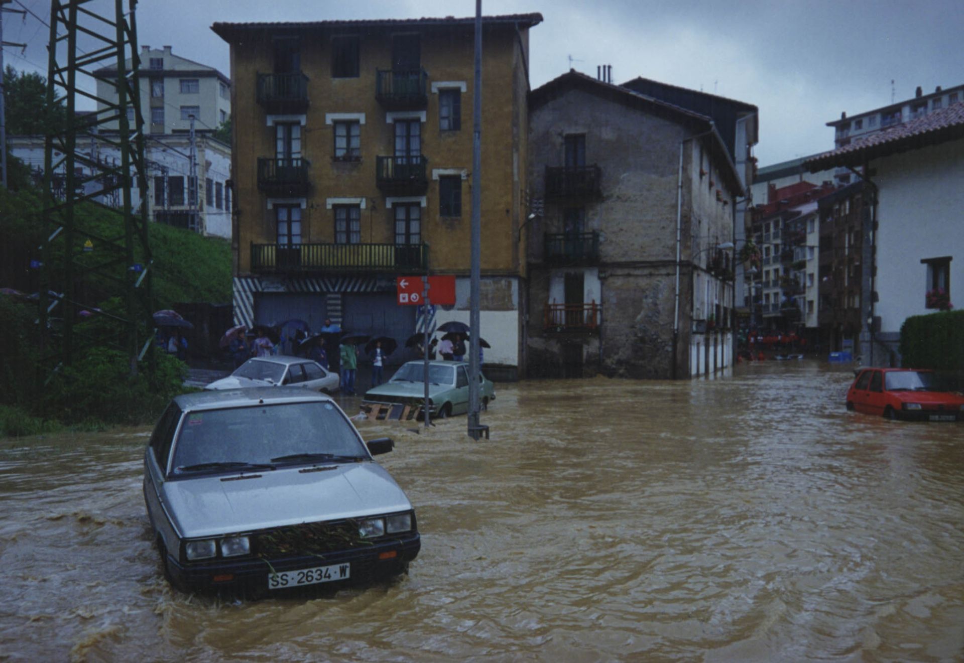 Las imágenes de la histórica tromba de agua que anegó Gipuzkoa en junio de 1997