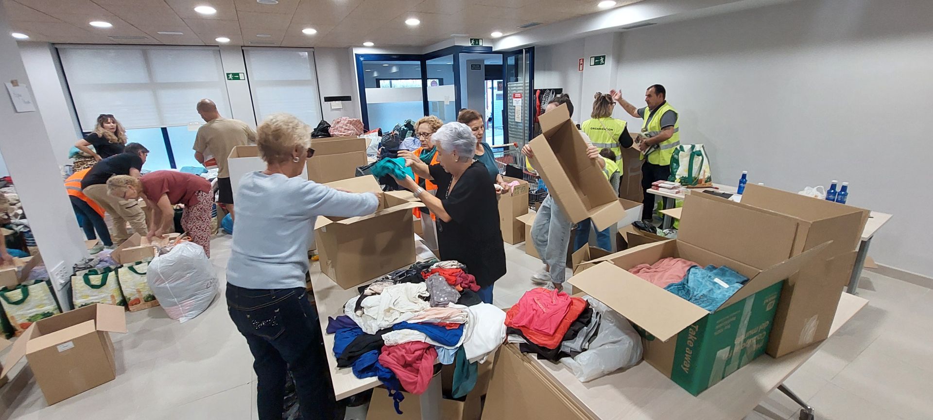 Irun se vuelca con los damnificados por la DANA