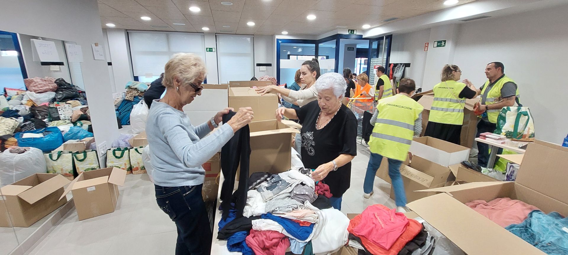 Irun se vuelca con los damnificados por la DANA