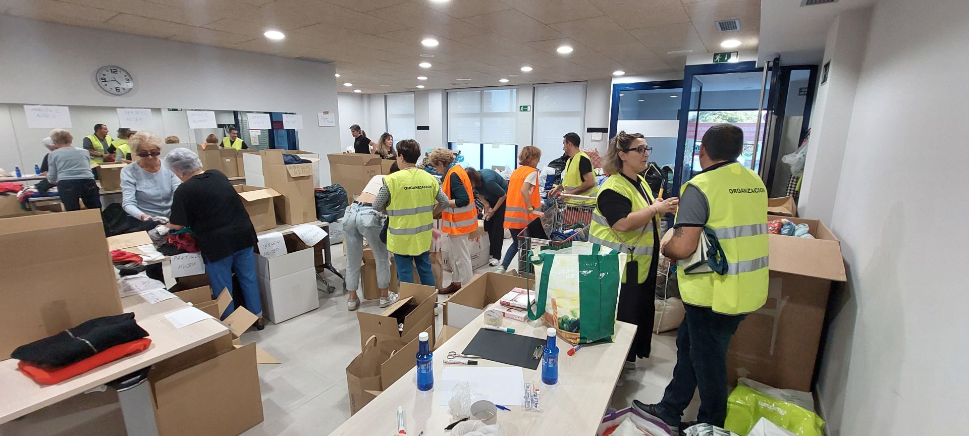 Irun se vuelca con los damnificados por la DANA