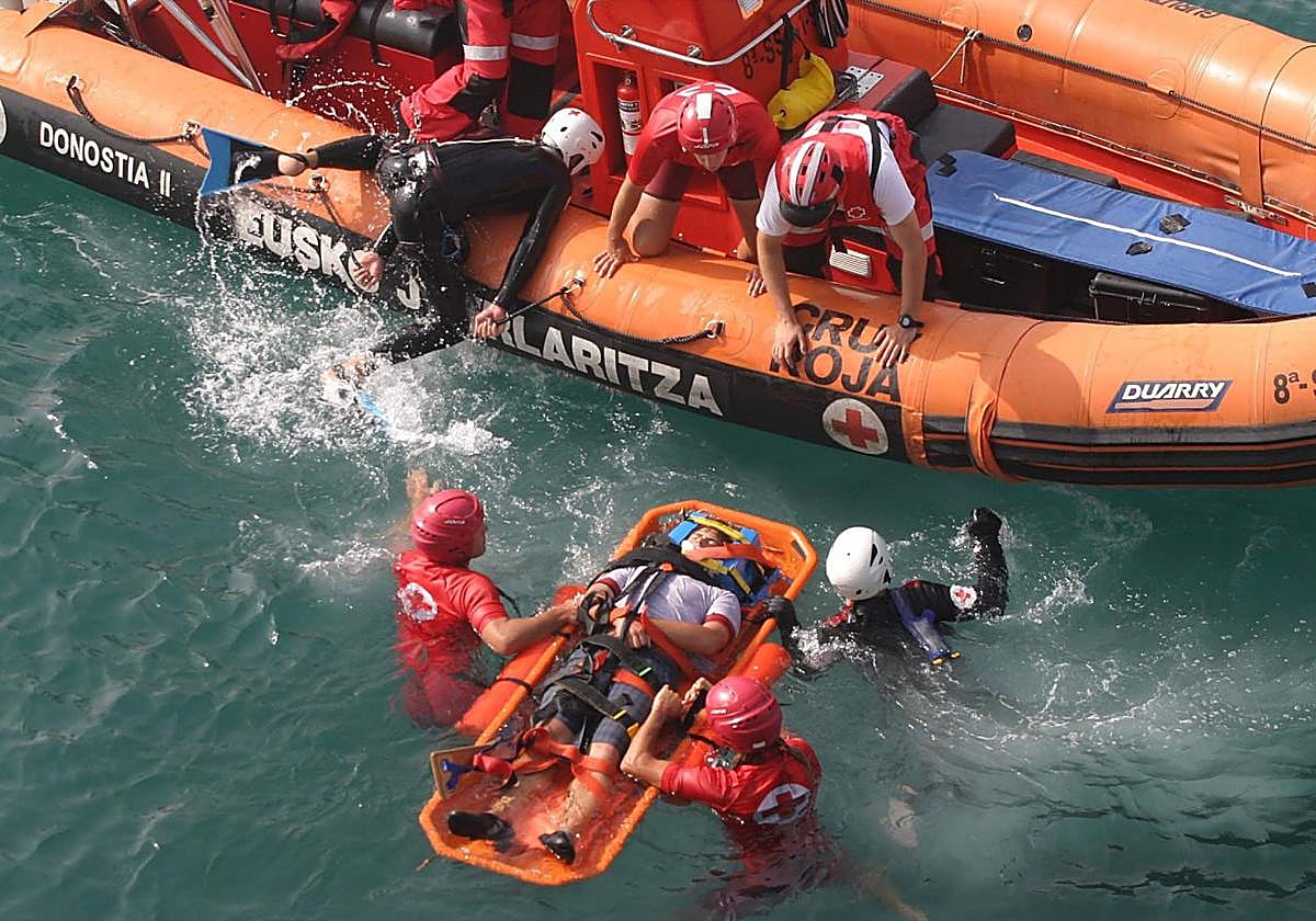 Euskadi revisará la normativa para garantizar la atención de Emergencias