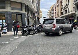 En la esquina de Secundino Esnaola, en Gros, se ensancharán las aceras para reducir la velocidad del tráfico en el giro hacia Gran Vía.