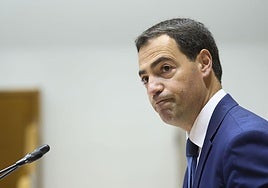 El lehendakari, Imanol Pradales, en el Parlamento Vasco.