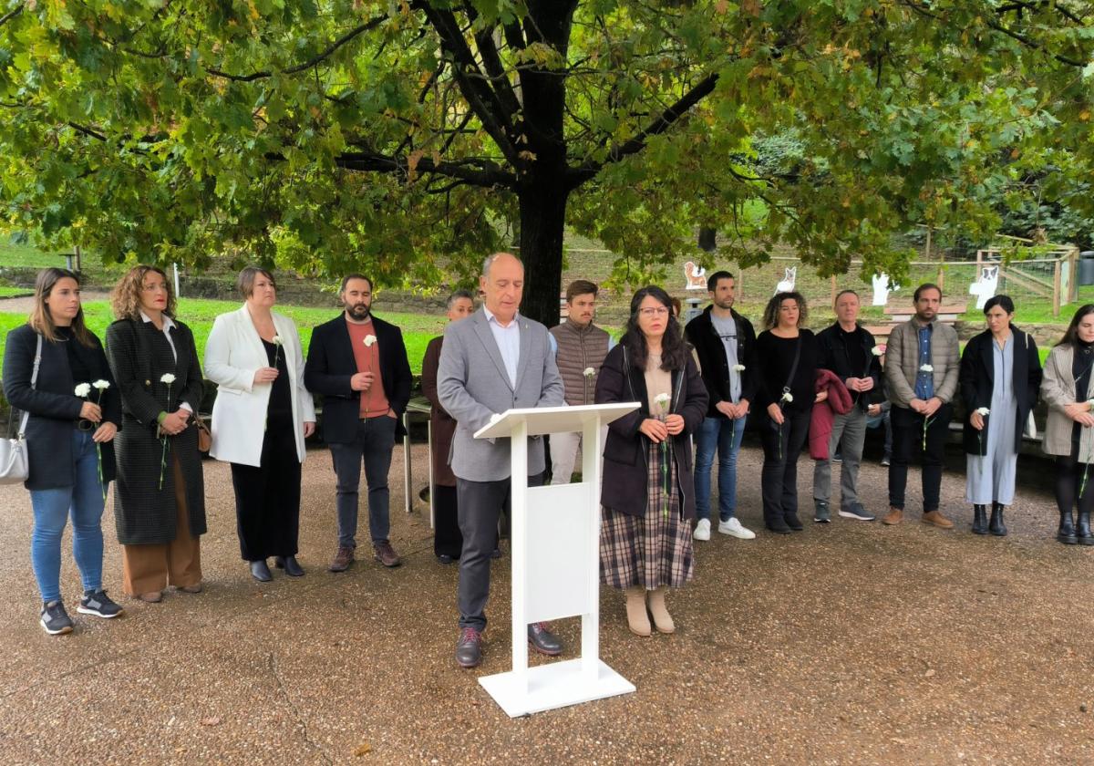 En el acto de mañana participarán todos los partidos políticos del Ayuntamiento de Zarautz.