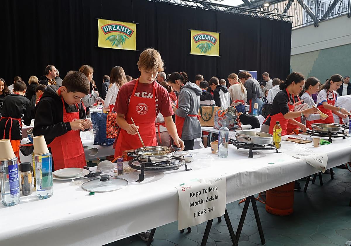 Gran nivel en los preparados del concurso de bacalao escolar
