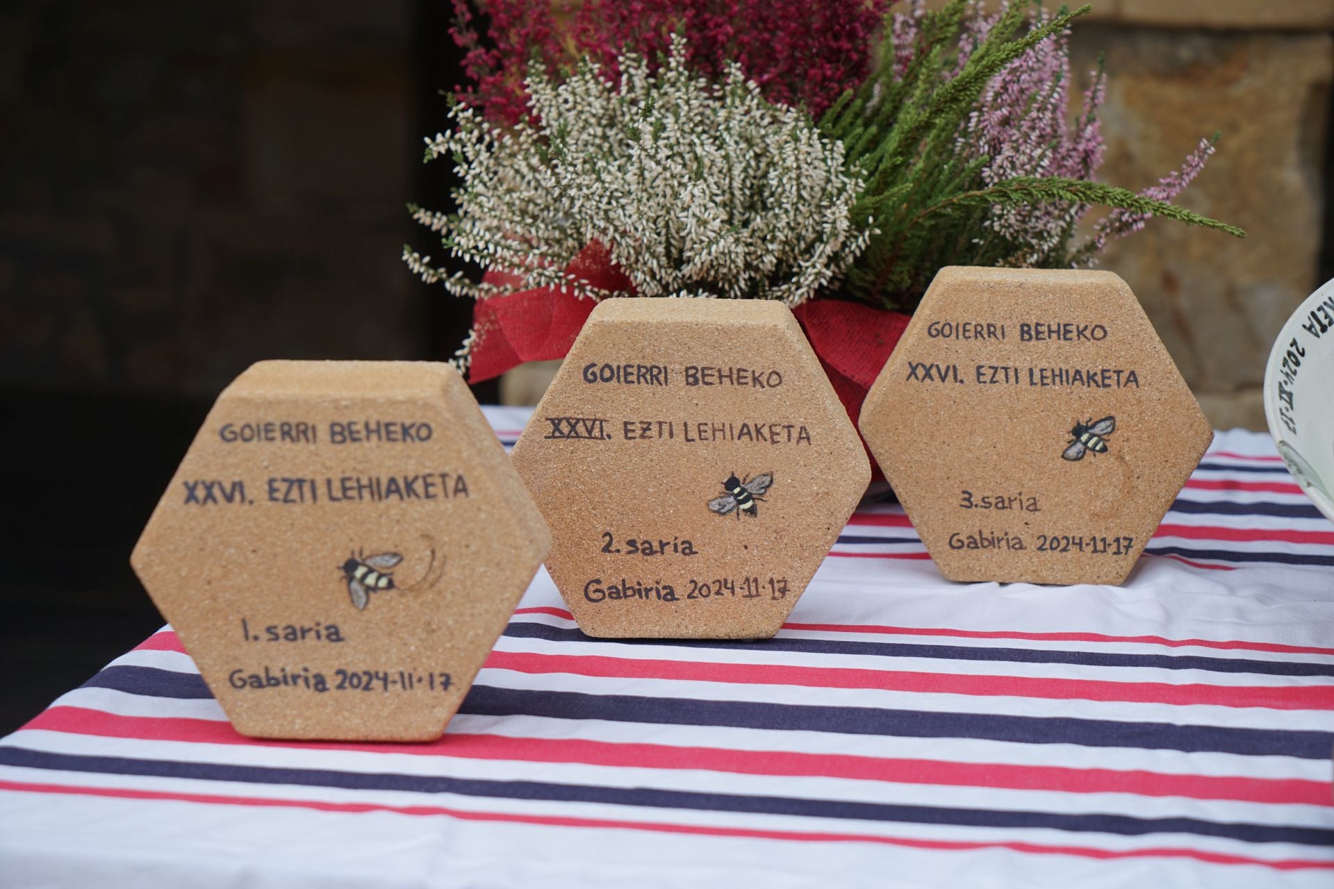 Gabirian ospatutako sagar azokaren argazkiak