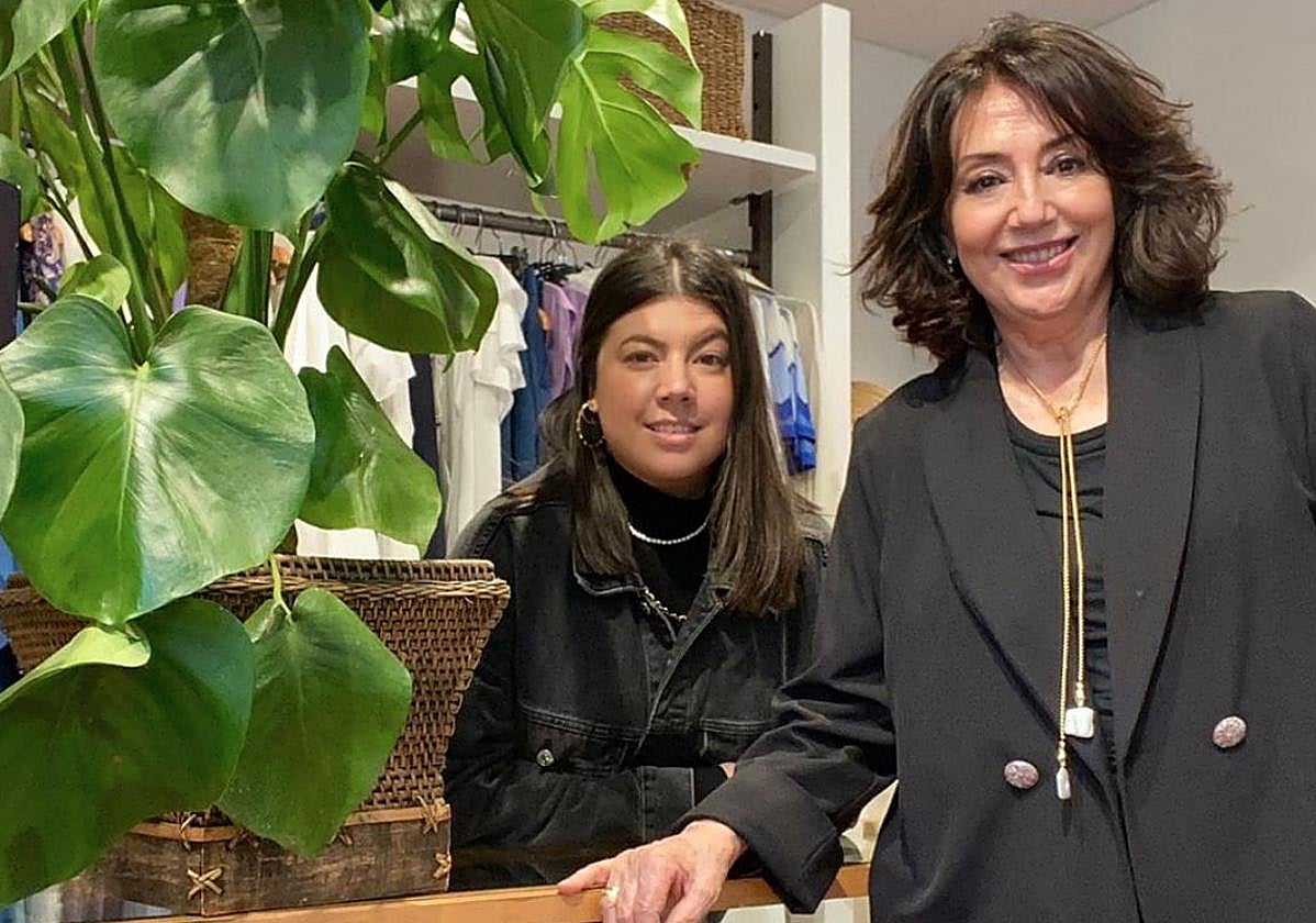 Fátima Ansola y Nuria de Oliveira