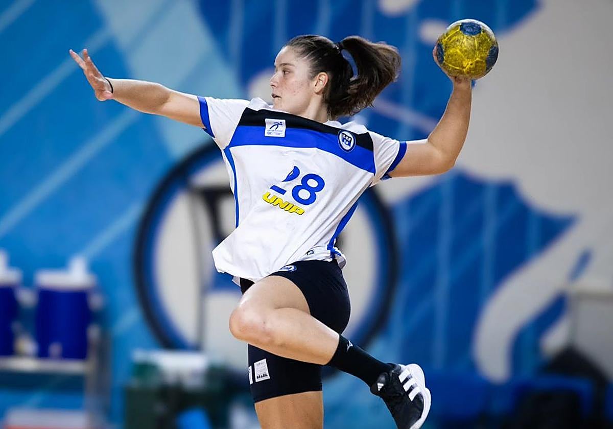 Micaela Rodrigues da Silva, durante un partido con el Pinheiros brasileño.