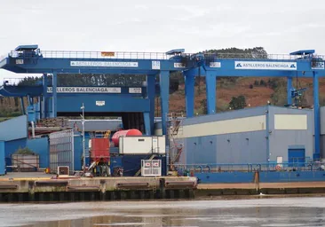 Imagen de ayer de Astilleros Balenciaga, sin actividad, en Zumaia.