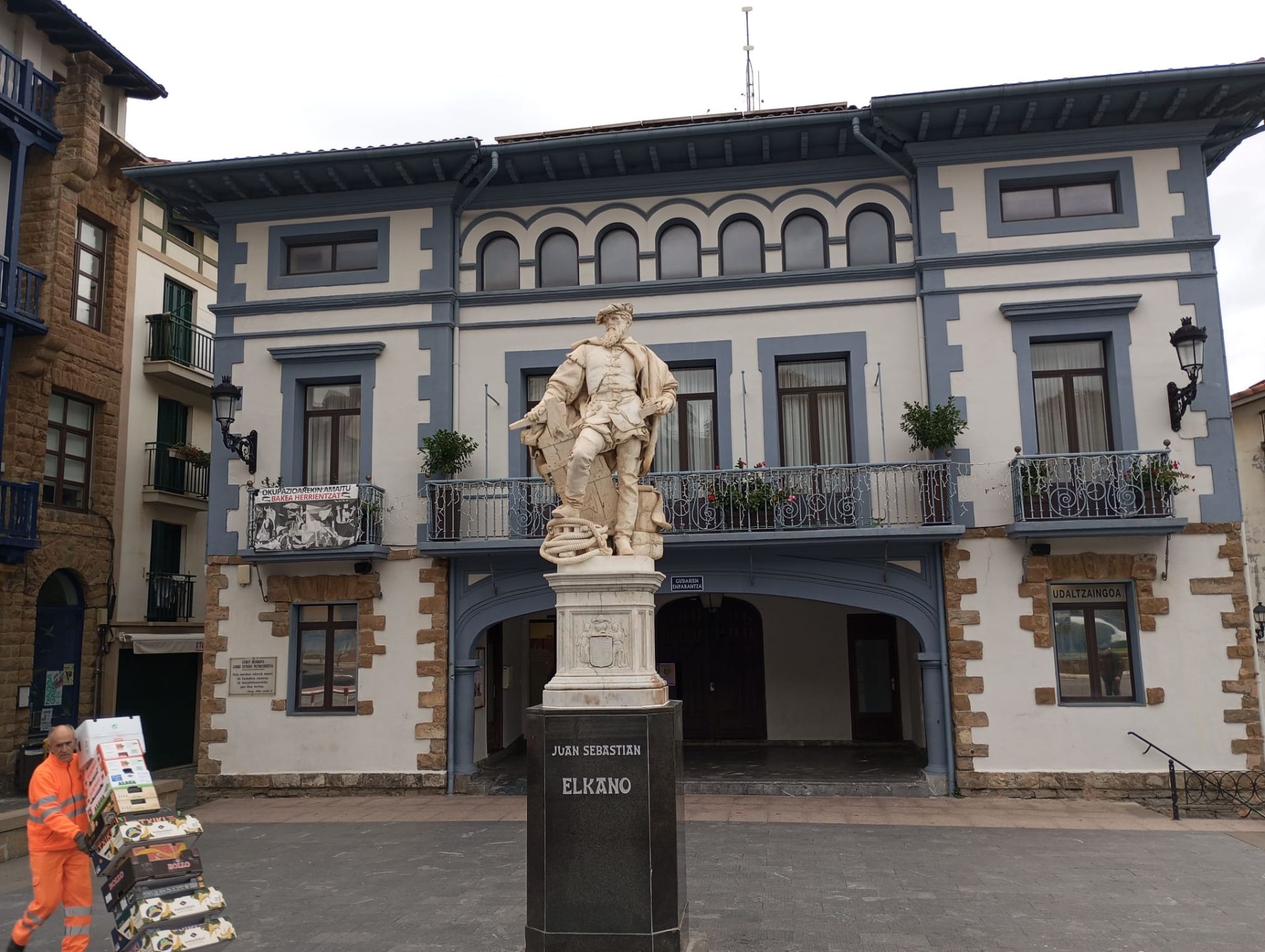 San Antón, una ruta entre viñedos y el mar