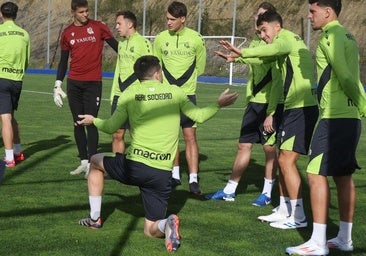 Zubimendi y Zubeldia, preparados para el derbi; Óskarsson se queda fuera