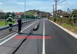 Igeldo, mucha carretera y postes de madera del siglo pasado