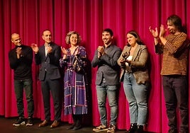 Momento de la entrega del premio