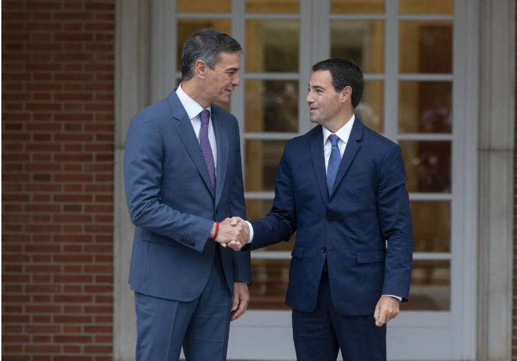 Pedro Sánchez y el lehendakari, Imanol Pradales, en la Moncloa el pasado mes de septiembre.