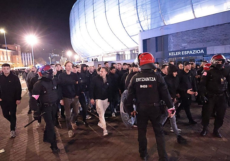 Así ha sido la tarde en Donostia de los aficionados del Ajax.