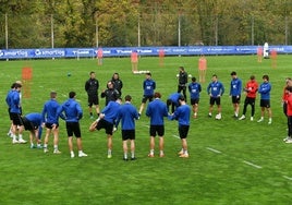 Entrenamiento del Eibar en Atxabalpe.