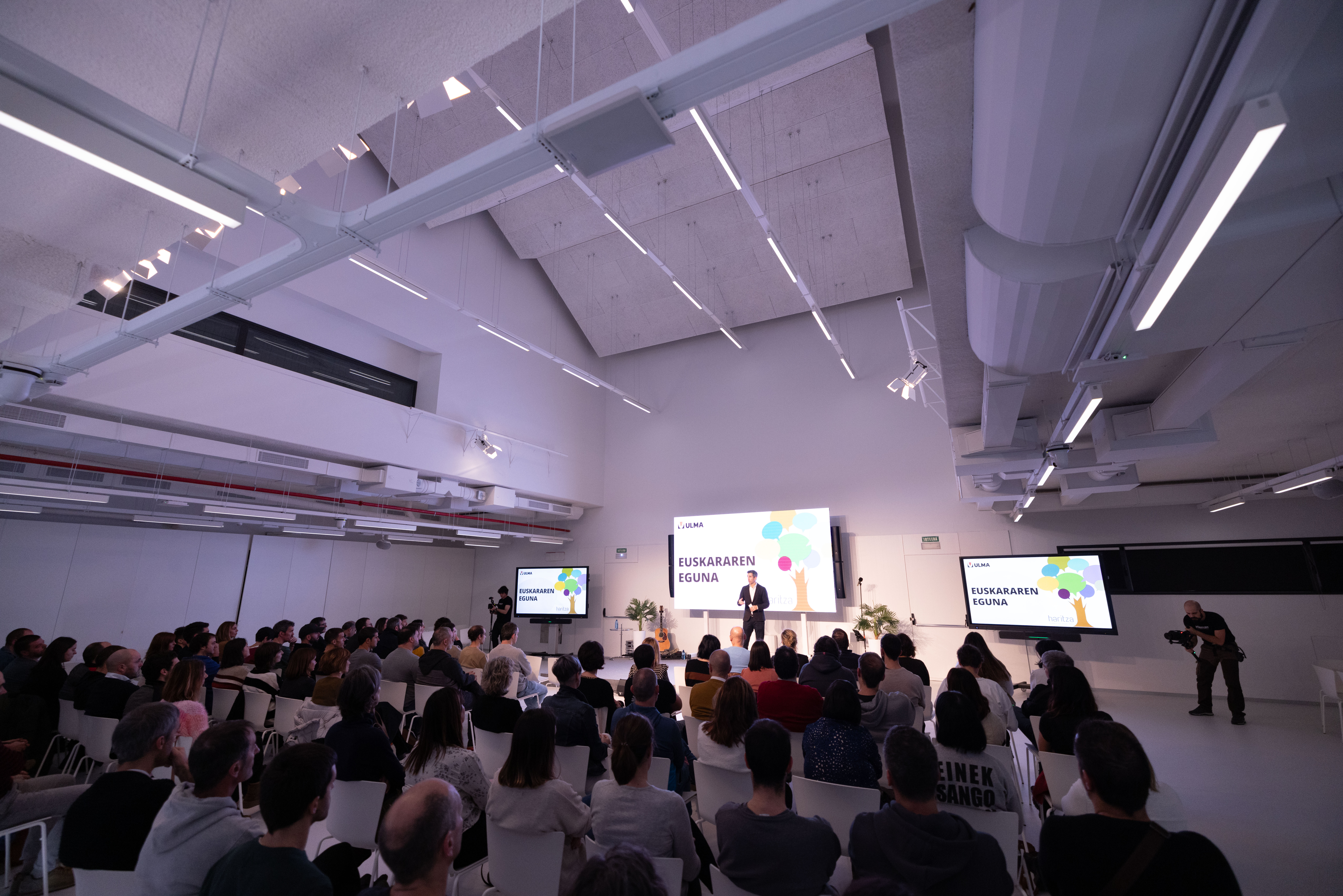 Ekitaldia goizeko 11etan abiatu da Gandiaga Topagunean.