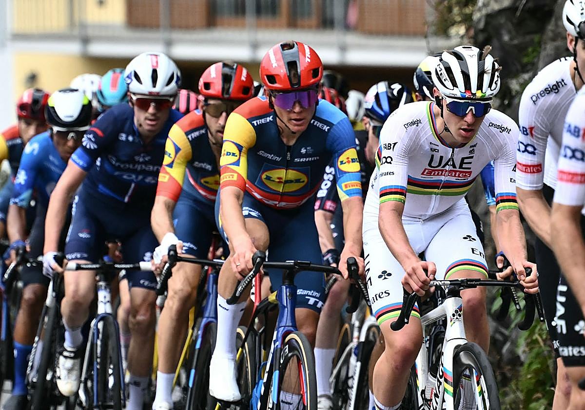 Tadej Pogacar ha renovado con el UAE hasta 2030 y cobrará ocho millones anuales.