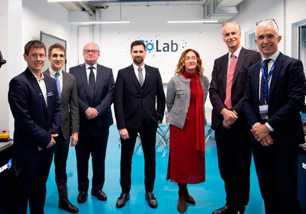 La empresa alemana SCHUNK y el centro tecnológico Tekniker inauguran en Eibar el entorno colaborativo CoLab