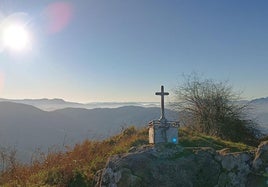 Imagen de la cima del monte Irimo, el cual visitarán los montañeros locales el domingo