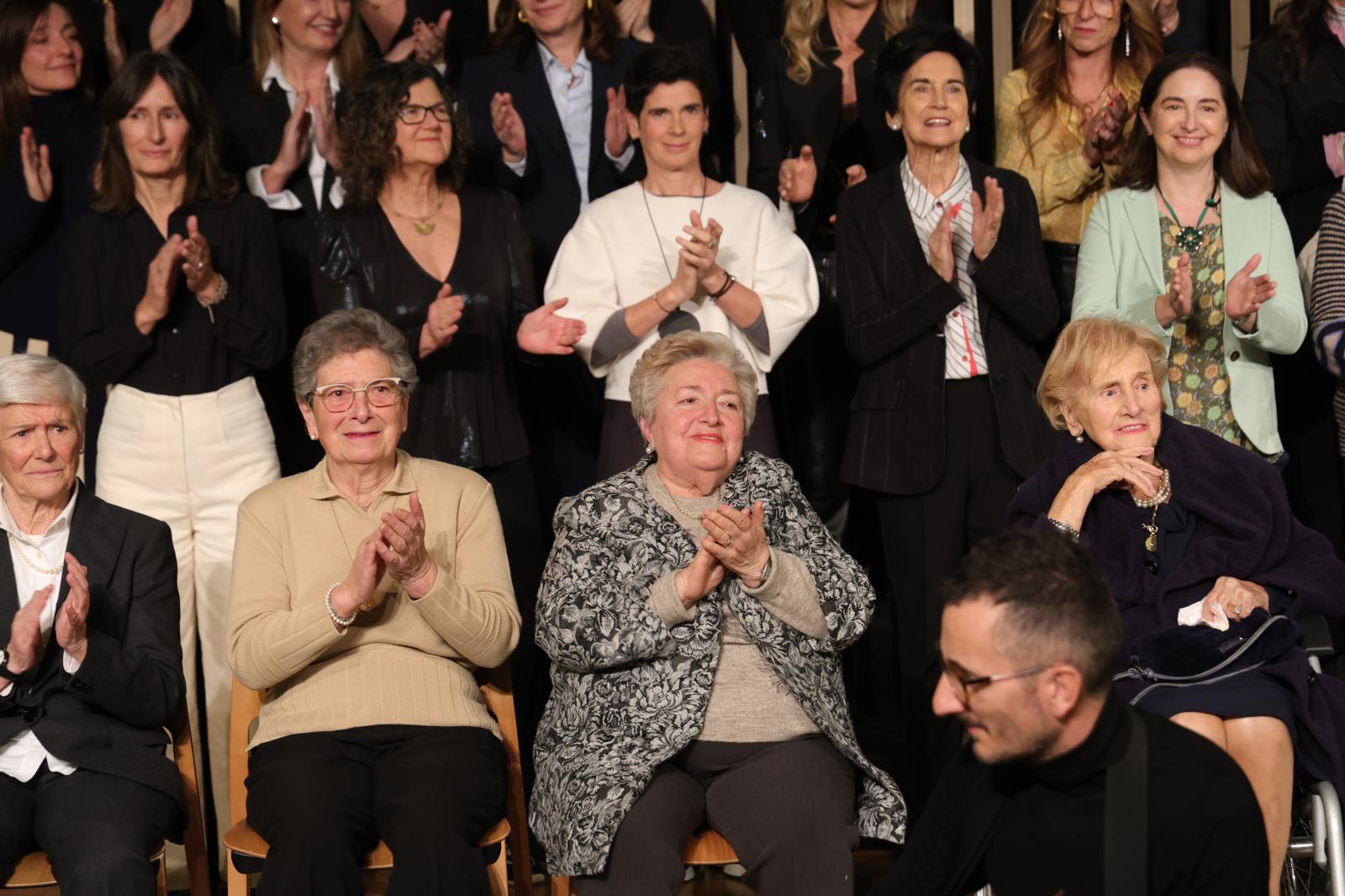 Presentación del libro &#039;Mamia (Esencia)&#039;