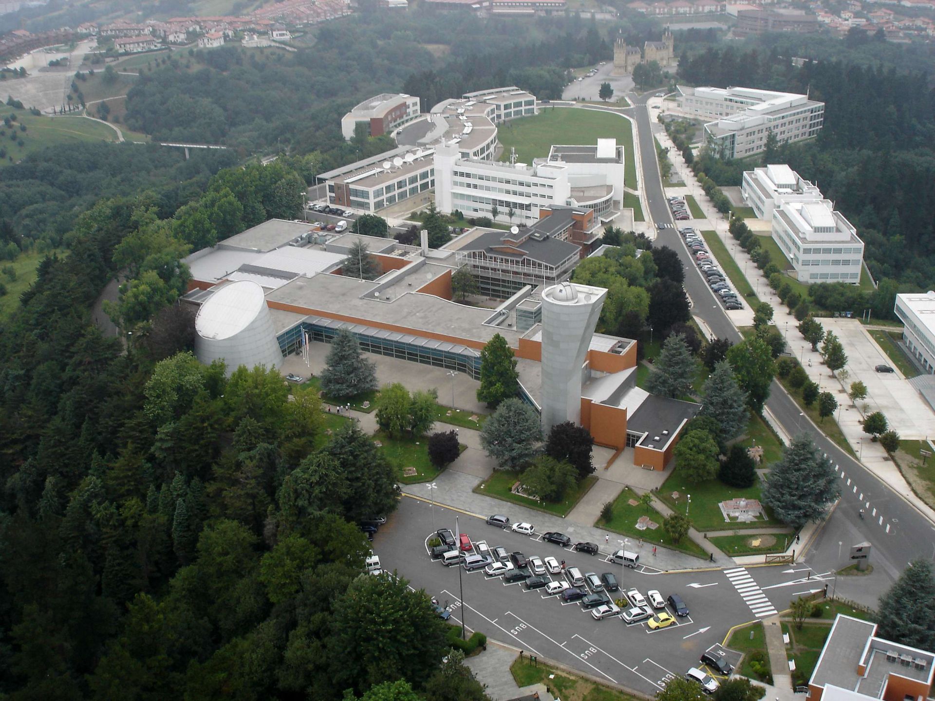 Vista aérea parcial del parque tecnológico de Miramon.