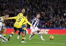 Aún hay grietas en el muro