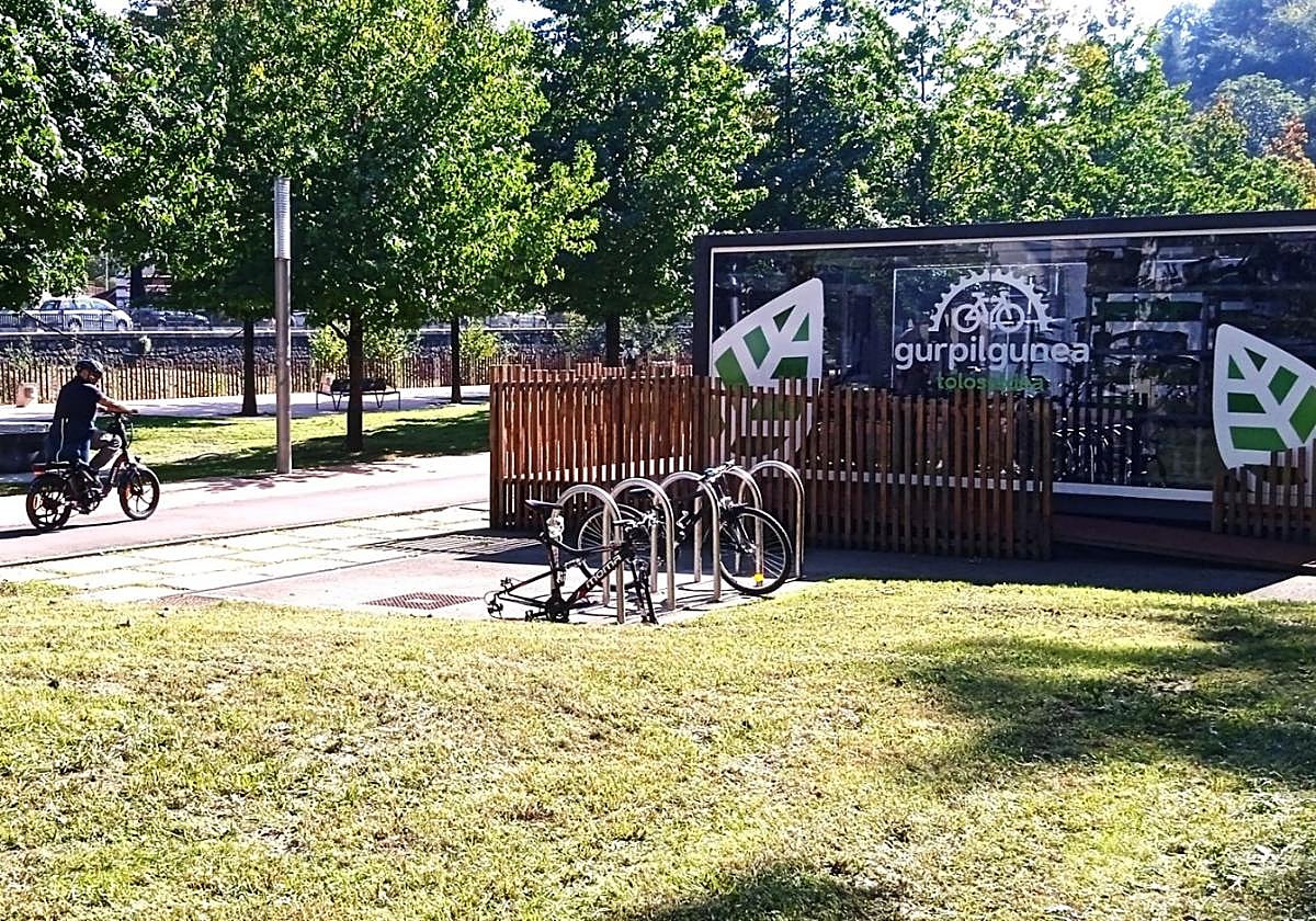 Gurpilgunea, la 'casa' de las bicicletas de Tolosa, desde donde parte la iniciativa