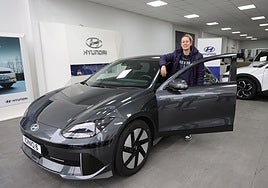 Cornelius, en la presentación de con el IDK Euskotren.