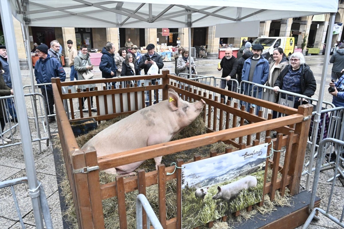 Donostia disfruta de su feria de Santo Tomás