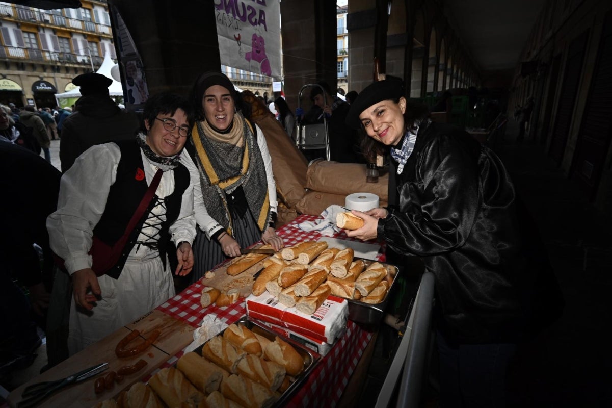 Donostia disfruta de su feria de Santo Tomás