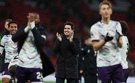 Iraola feliz tras el triunfo de su Bournemouth ante el Manchester United en Old Trafford.