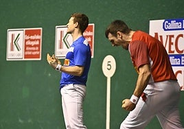 Ezkurdia celebra un tanto en el Astelena mientras Artola se lamenta