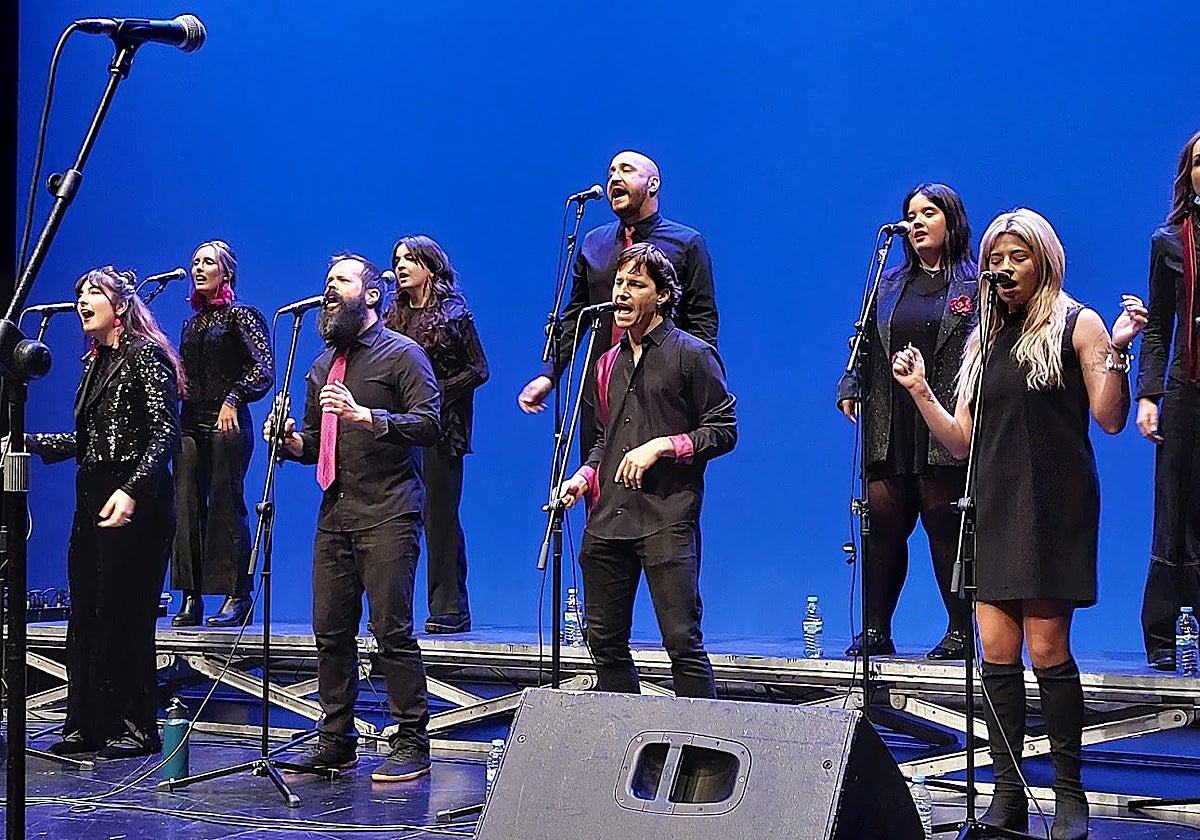 Miembros del grupo de gospel durante la actuación en Sarobe.