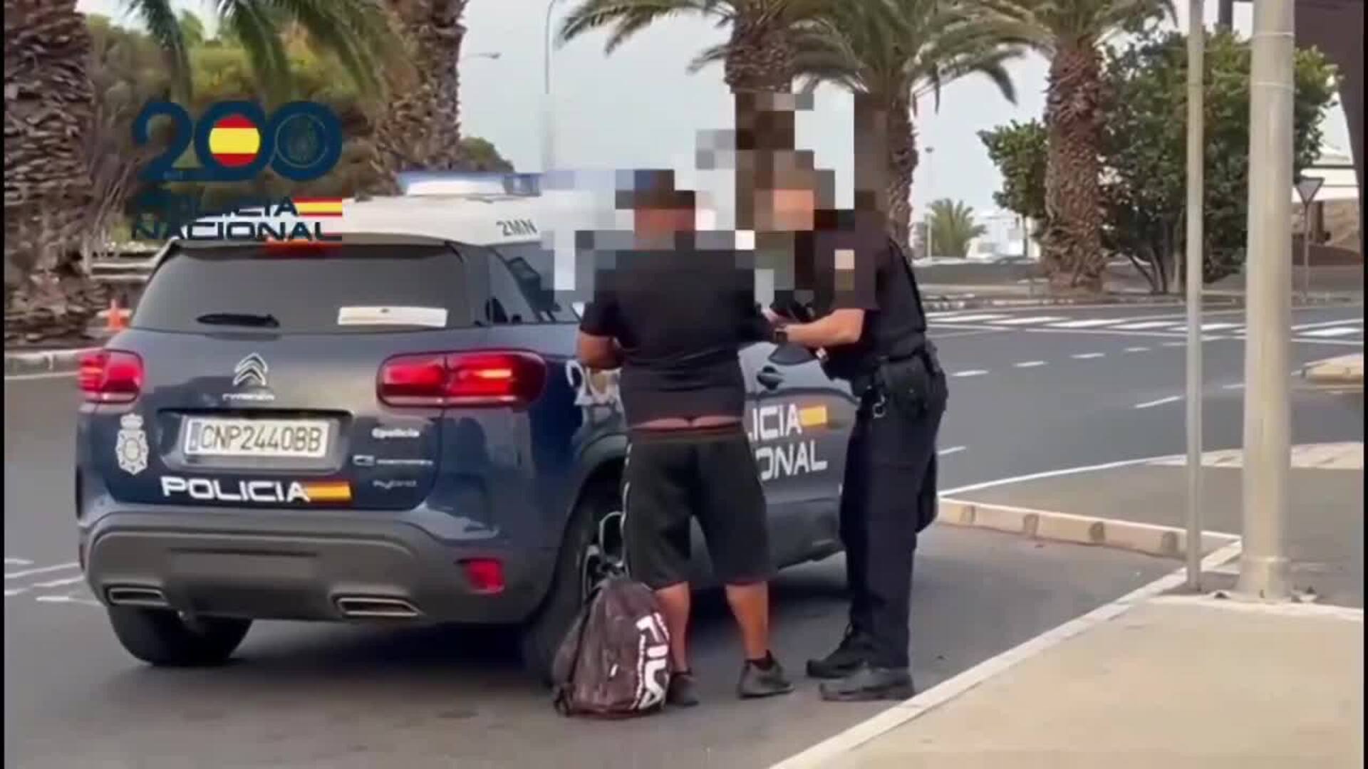 Detenido Un Pirómano Que Causó Numerosos Daños En Contenedores Coches Y Fachadas En Arrecife 5995