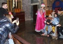 Los tres Magos serán recibidos en la iglesia.