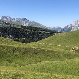 Espectaculares las vistas de Petretxema y desde el monte navarro.